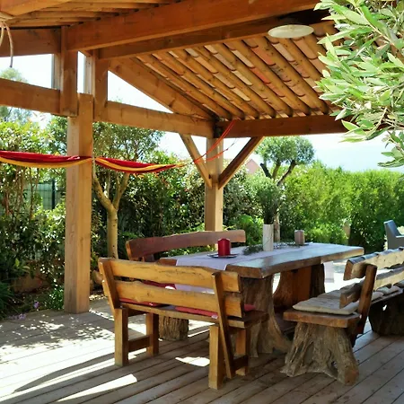 Paese Villa